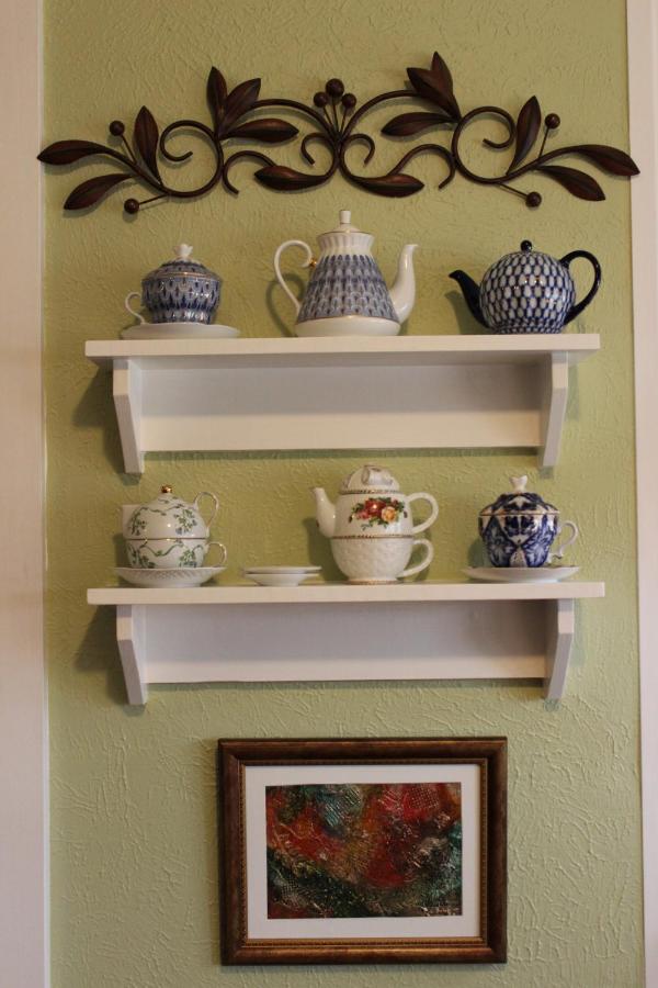| Granbury Gardens Bed and Breakfast