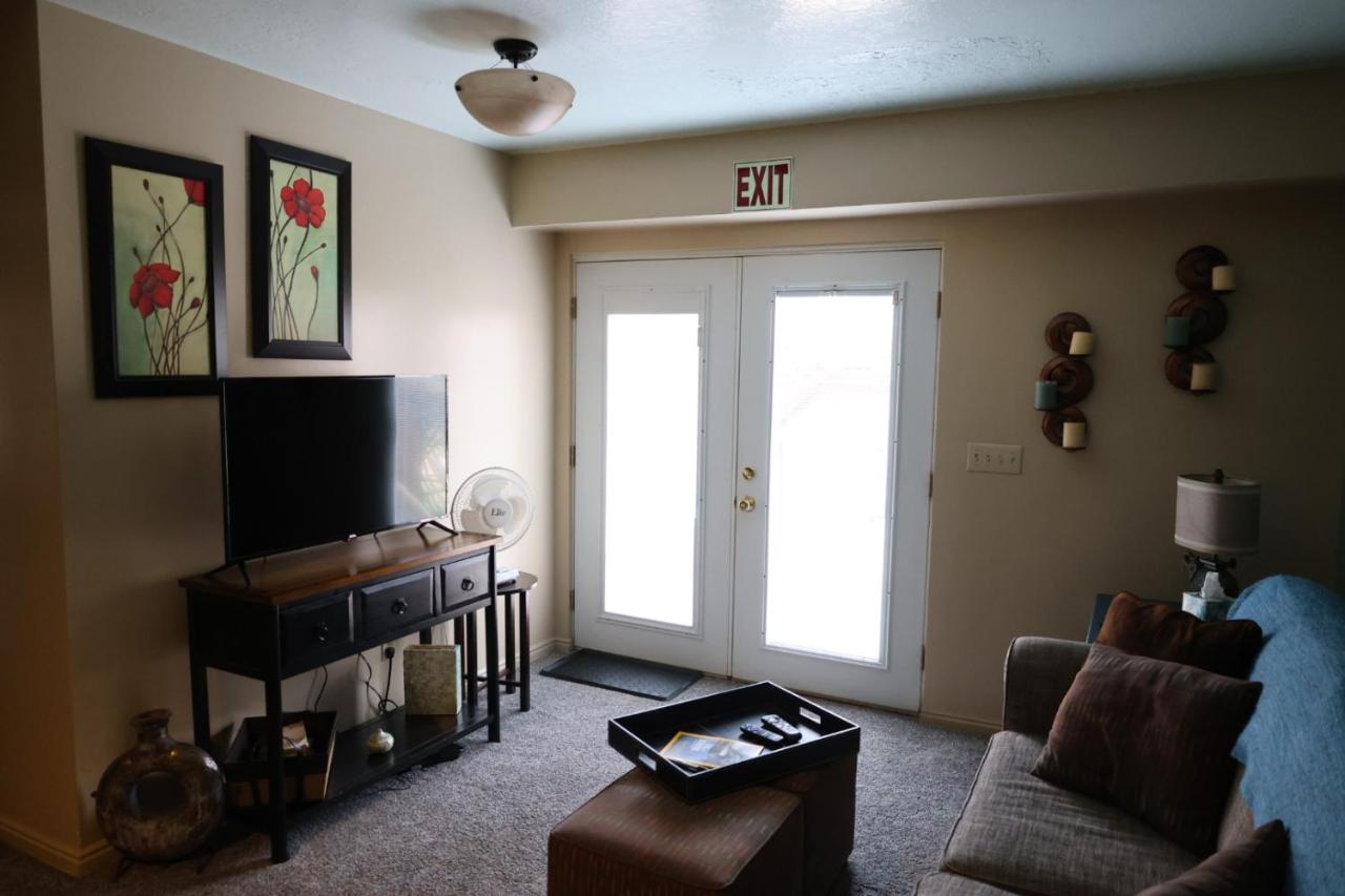| Harvest House Bed and Breakfast