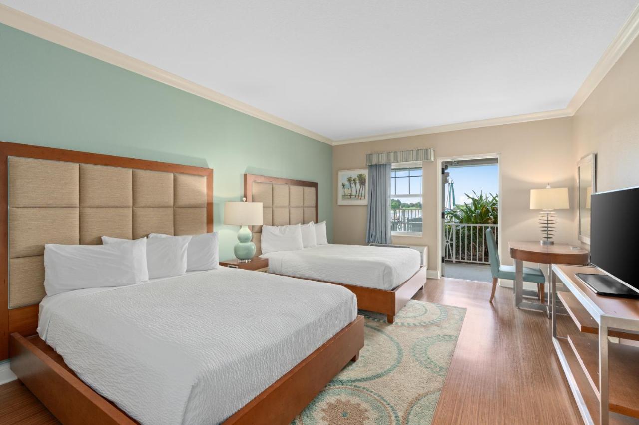 Double Room with Lake View at The Waterfront Inn