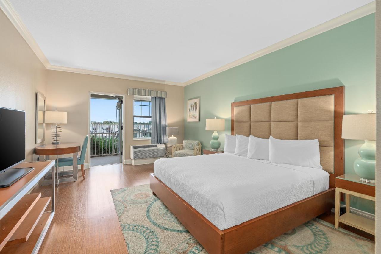 King Room with Lake View at The Waterfront Inn