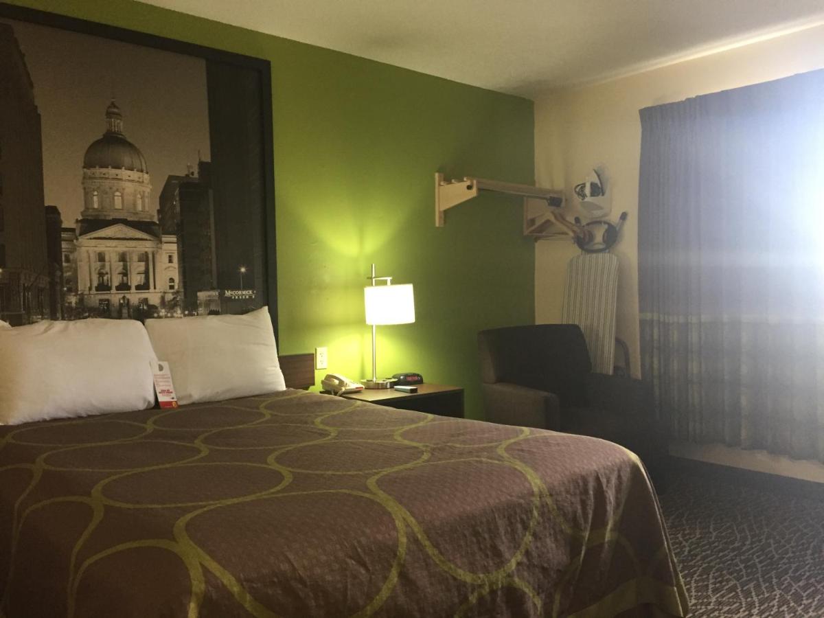 Queen Room - Non-Smoking at Super 8 by Wyndham Muncie/Ball St. College Area