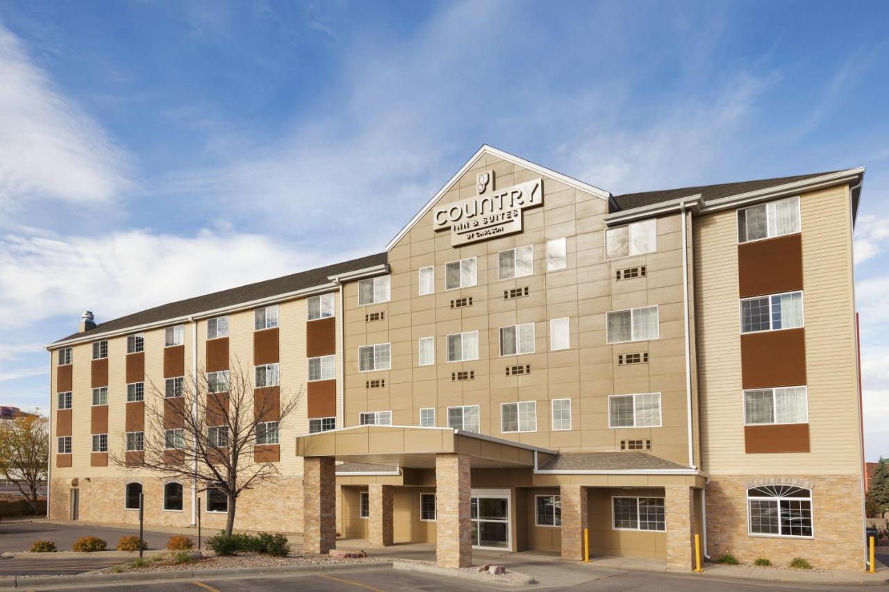| Country Inn & Suites by Radisson, Sioux Falls, SD