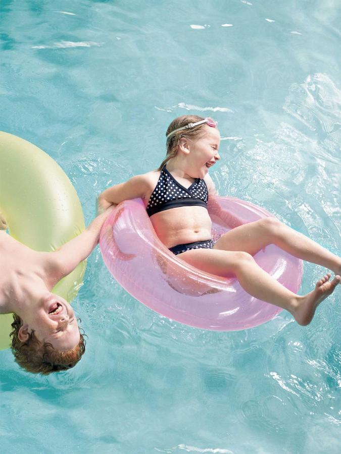 | Country Inn & Suites by Radisson, Sioux Falls, SD