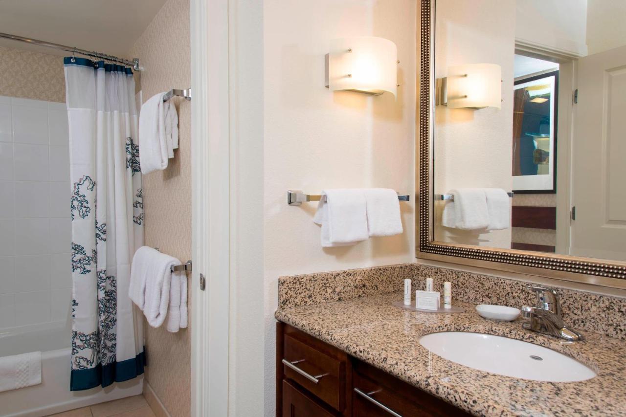 | Residence Inn by Marriott Toledo Maumee