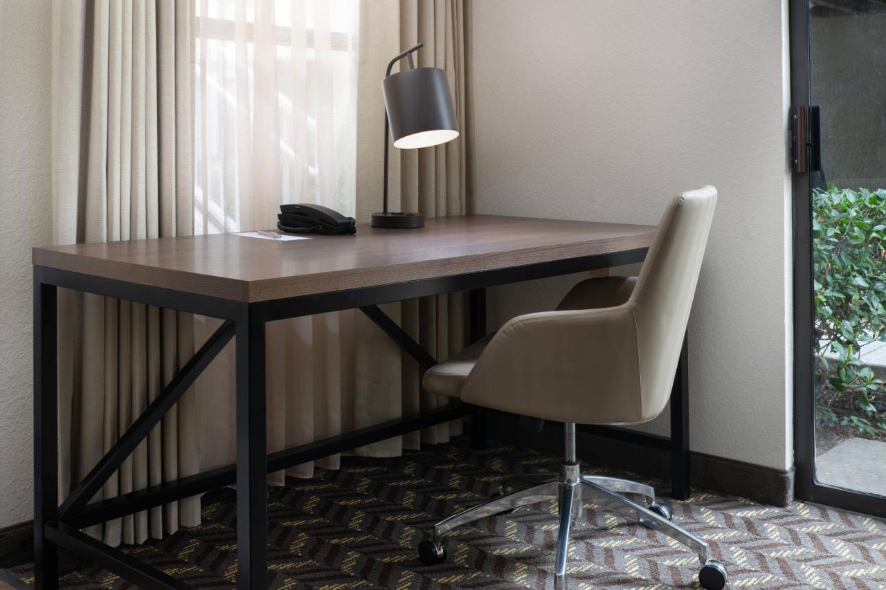 | Residence Inn by Marriott San Francisco Airport/ San Mateo