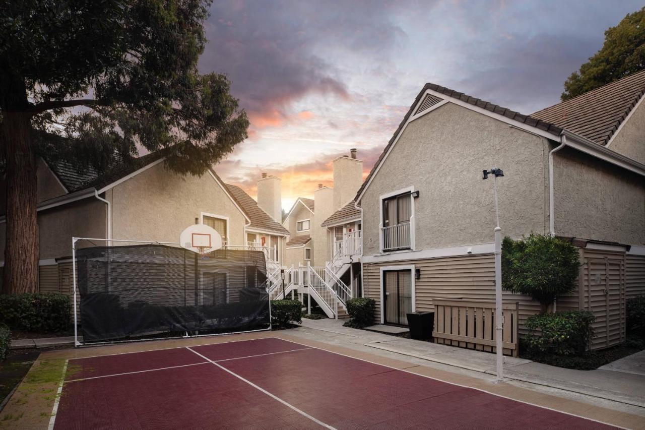 | Residence Inn by Marriott San Francisco Airport/ San Mateo