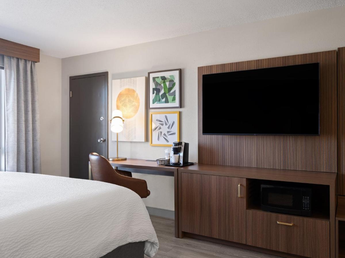 | Holiday Inn Portsmouth Downtown, an IHG Hotel