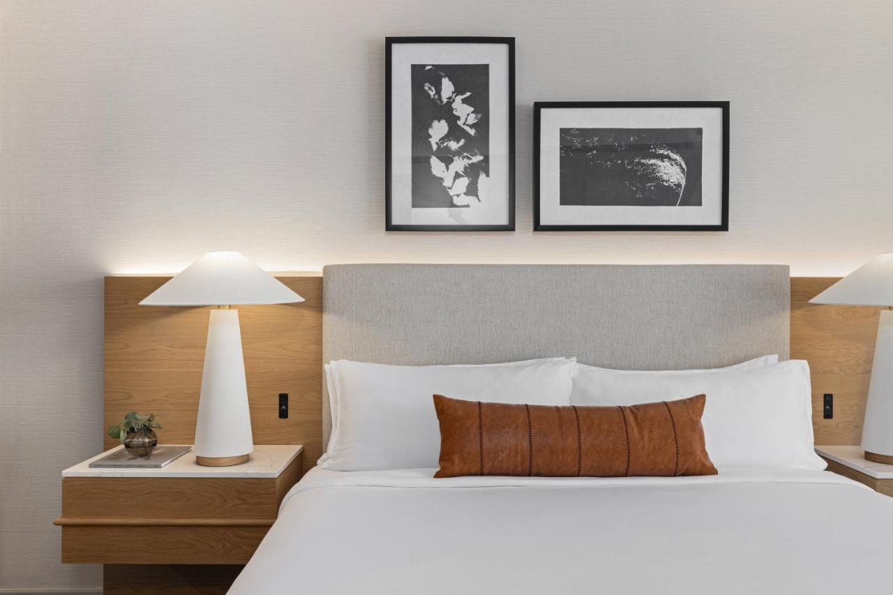Las Colinas Suite 1 King Bed at Omni Las Colinas Hotel