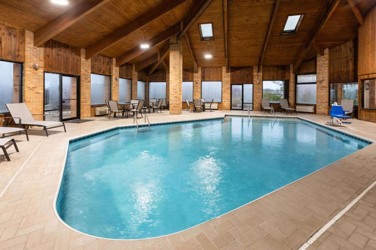 | Baymont by Wyndham Warrenton