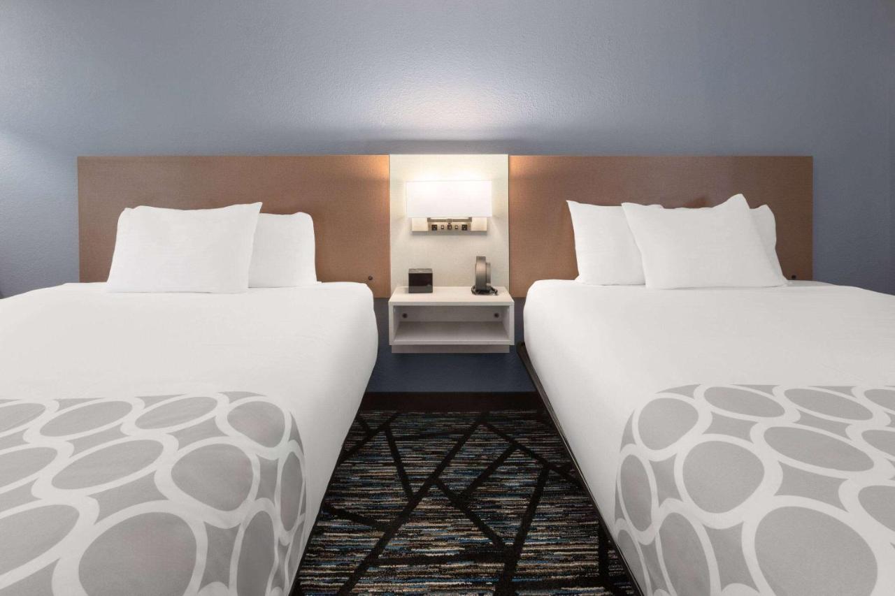 | Baymont by Wyndham Warrenton