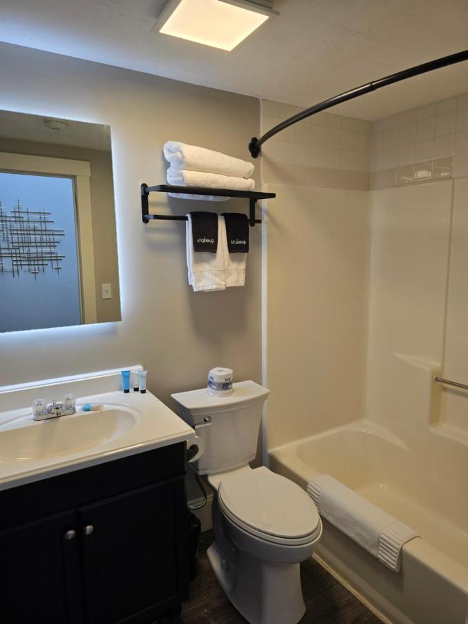 | Gunstock Inn & Suites