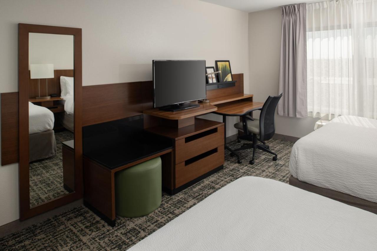 | Fairfield Inn & Suites Tampa Westshore / Airport