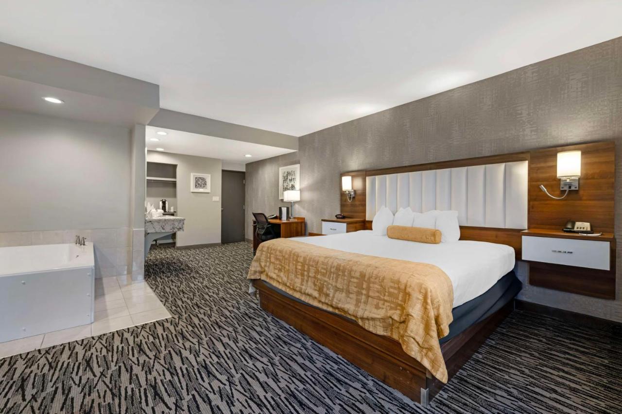 | Best Western on the Avenue