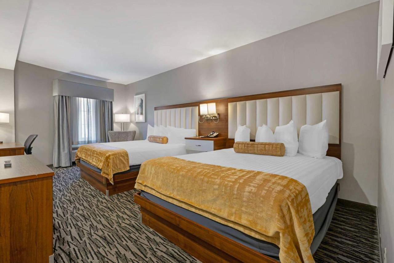 | Best Western on the Avenue