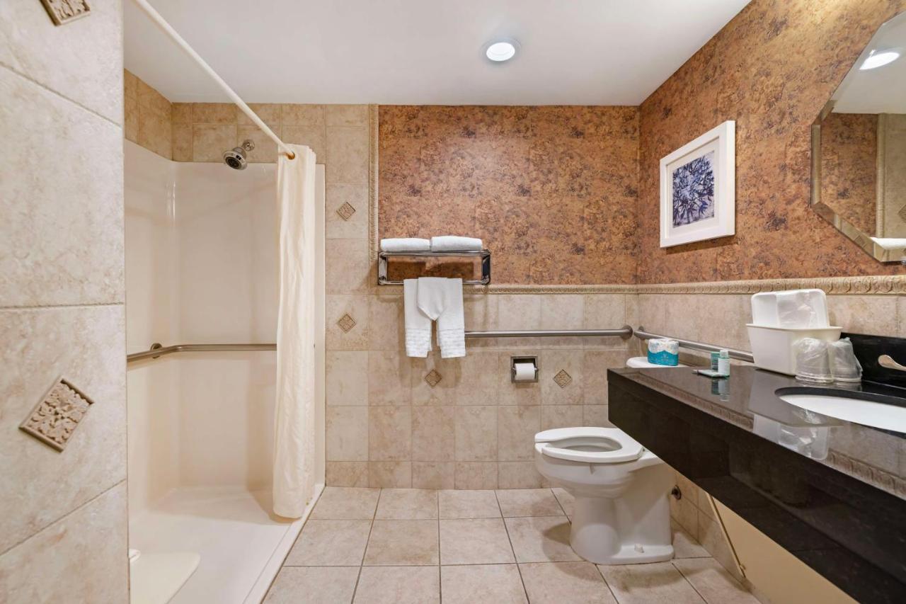 | Best Western on the Avenue