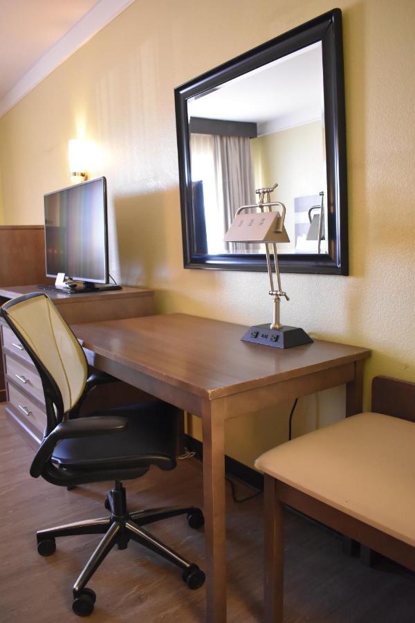 Standard Queen Room - Non-Smoking at Quality Inn & Suites Gallup I-40 Exit 20