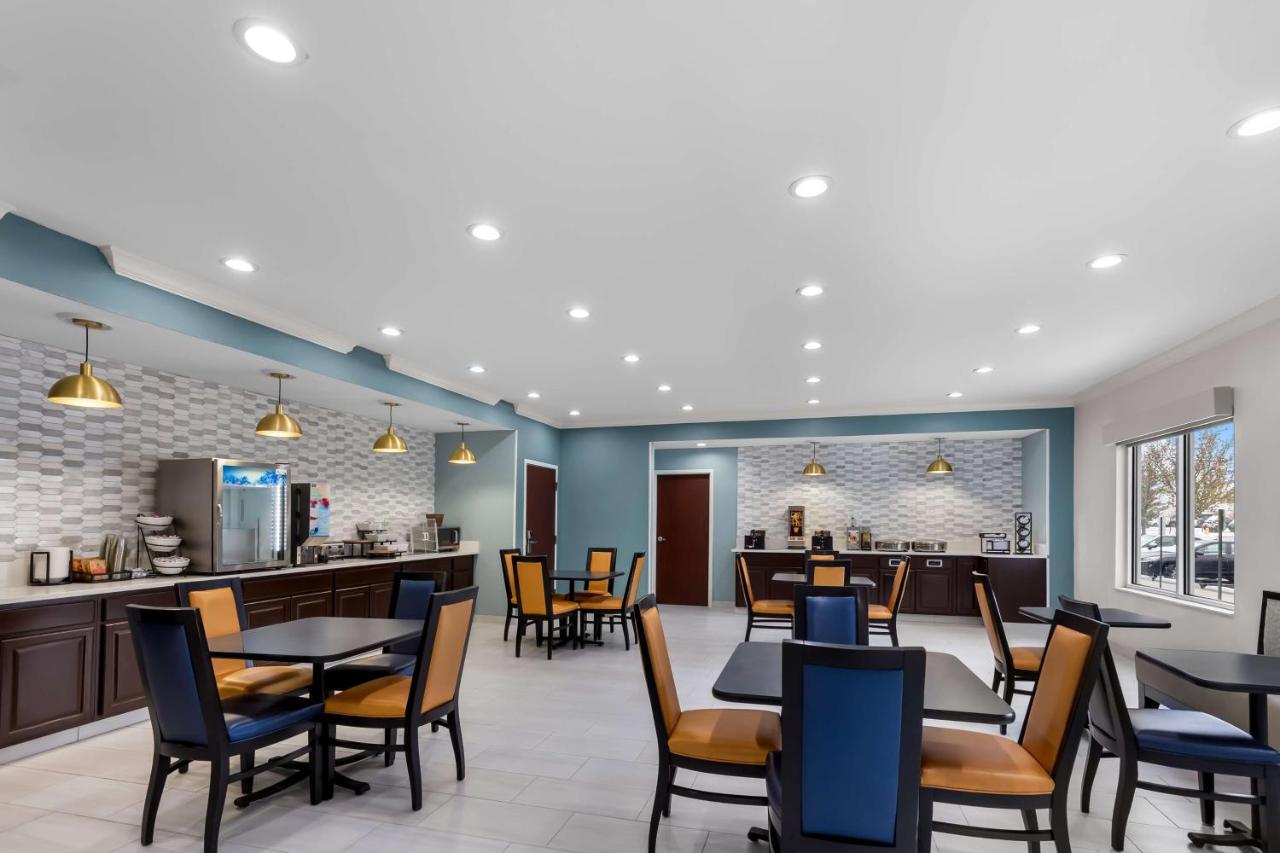 | Fairfield Inn St. Louis Fenton