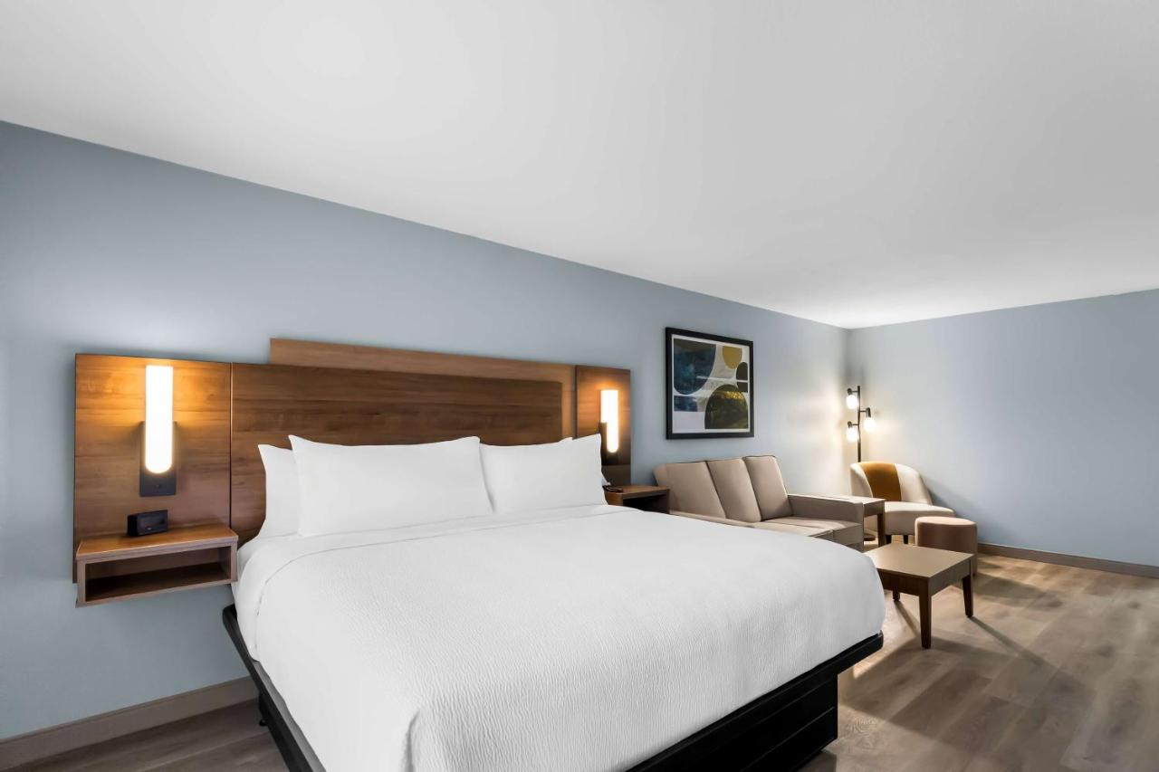 | Fairfield Inn St. Louis Fenton