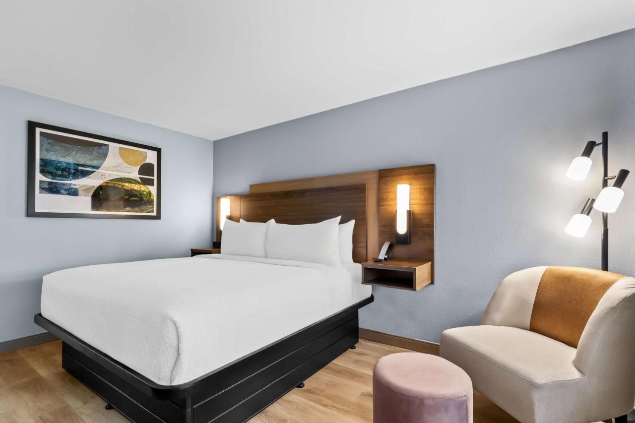| Fairfield Inn St. Louis Fenton
