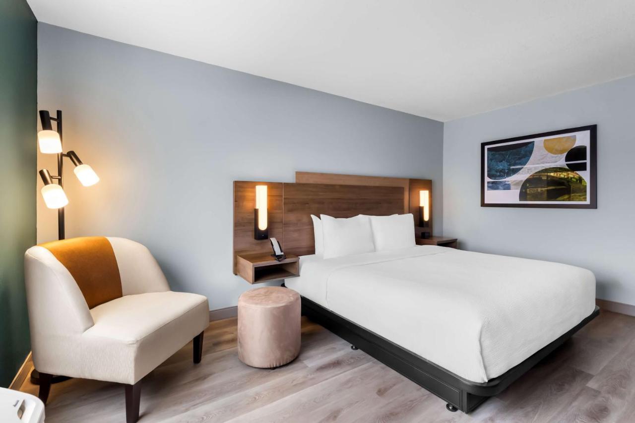 | Fairfield Inn St. Louis Fenton