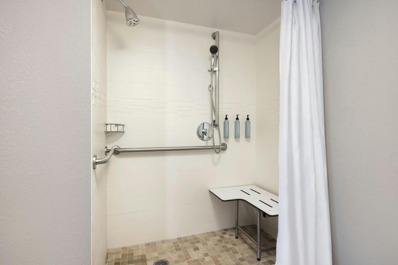| Residence Inn by Marriott Orlando East/UCF Area