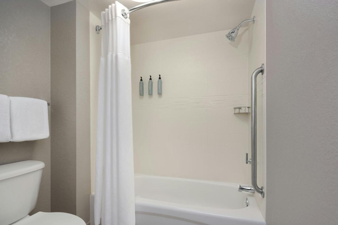 2 Bedroom Suite at Residence Inn by Marriott Orlando East/UCF Area