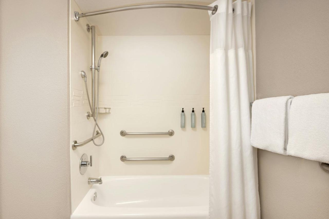 | Residence Inn by Marriott Orlando East/UCF Area