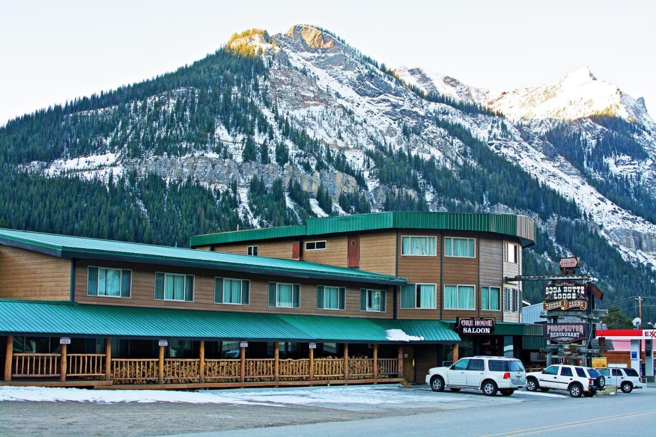 King Room at Soda Butte Lodge