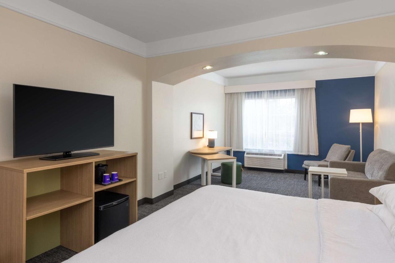 Room #46508412 at Spark by Hilton Houston West Clay Road