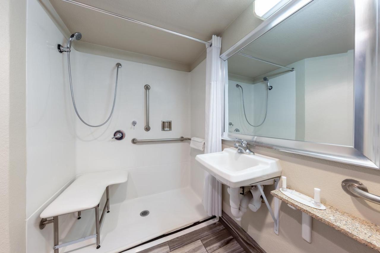 King Room with Roll-In Shower - Accessible/Non Smoking at Comfort Inn Lathrop - Stockton Airport