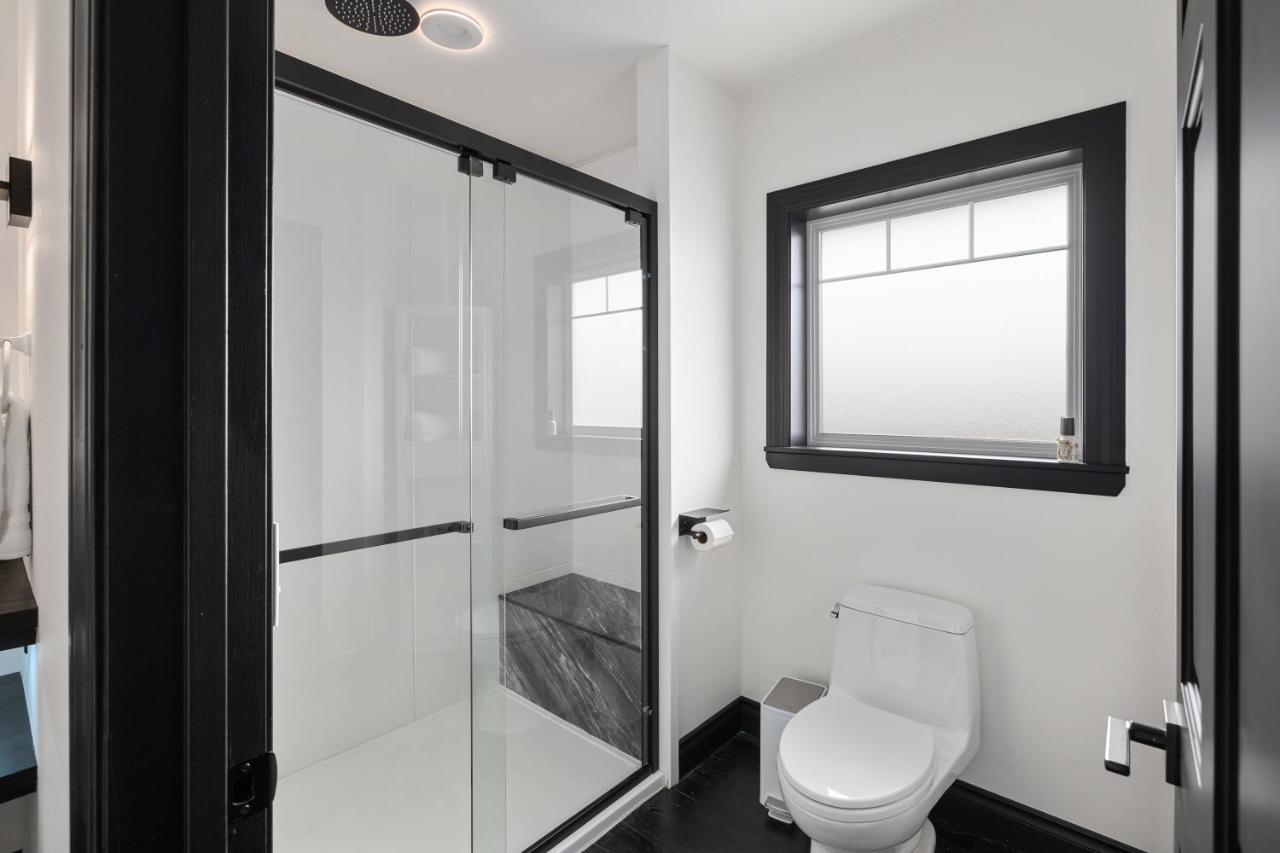 Deluxe Double Room at Icon Inn