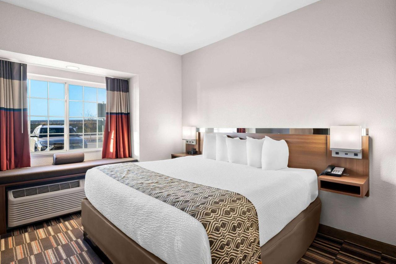 King Studio Suite - Non-Smoking at Microtel Inn & Suites by Wyndham Sweetwater