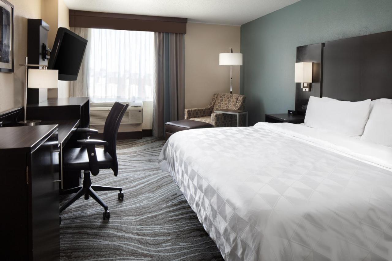 | Holiday Inn Rock Island-Quad Cities, an IHG Hotel
