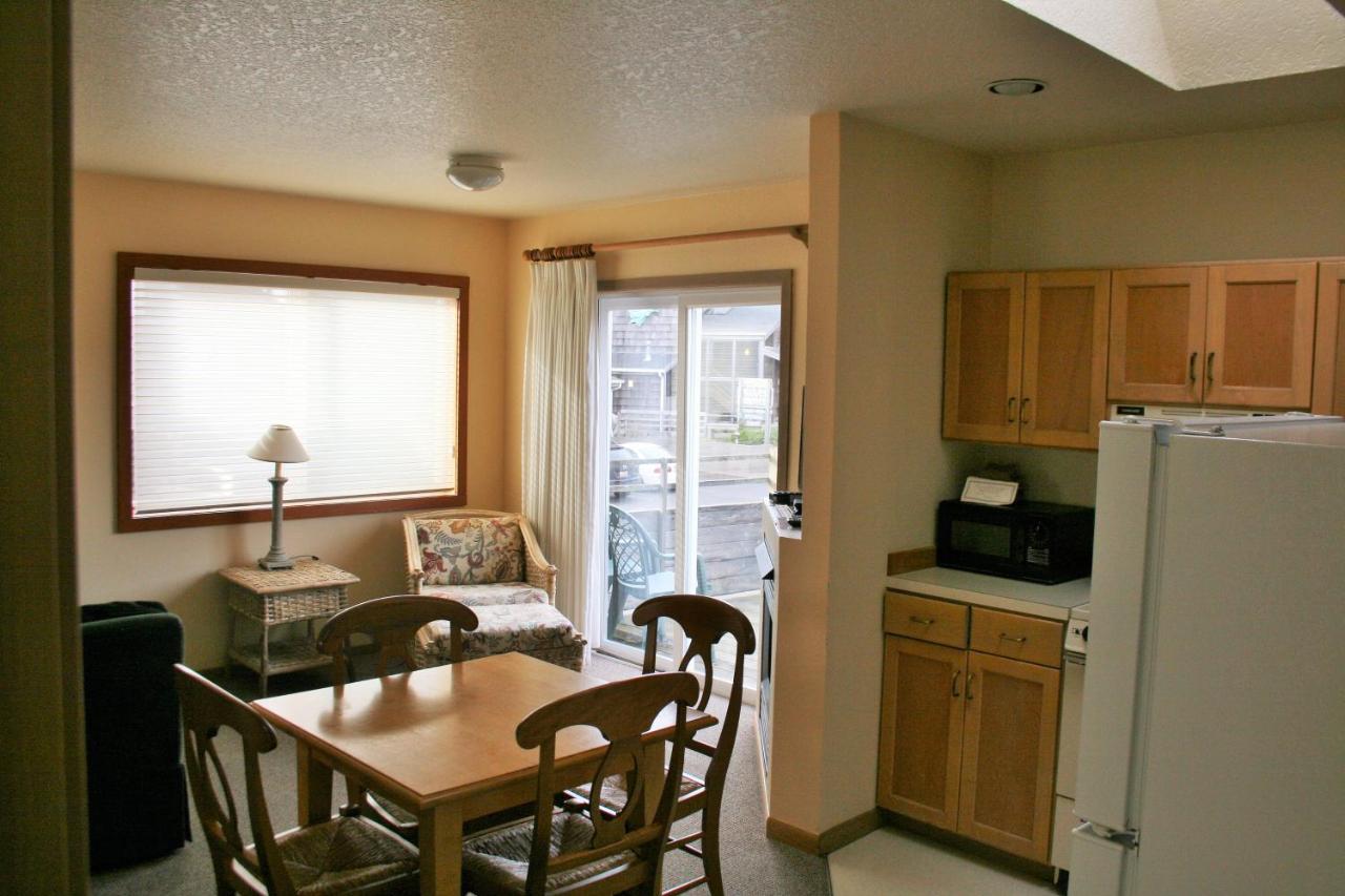 Two-Bedroom Apartment with Partial Ocean View at The Waves