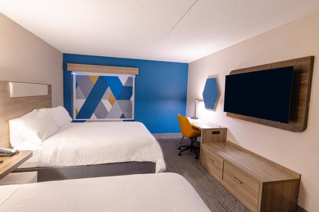 | Holiday Inn Express Hotel of Neptune, an IHG Hotel