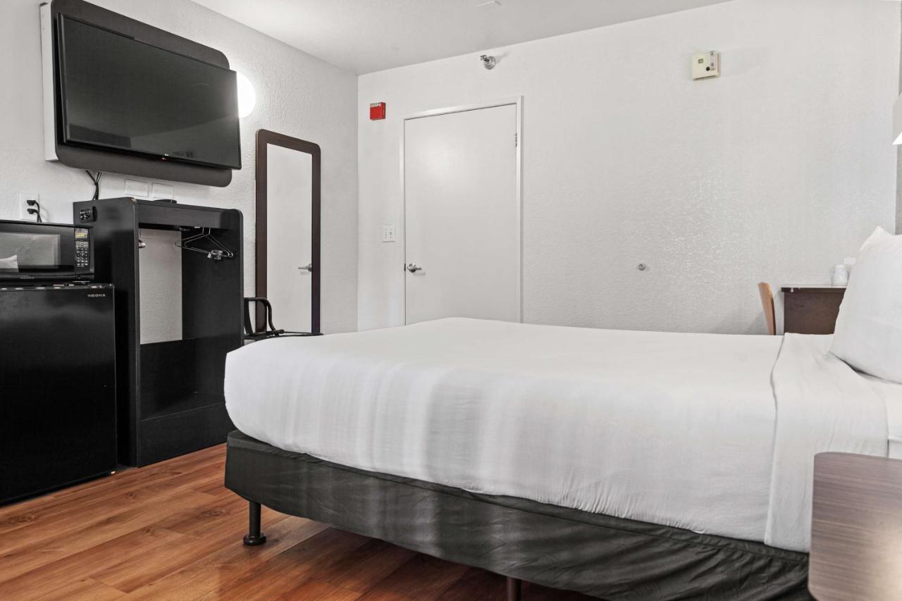 | Motel 6-San Luis Obispo, CA - South