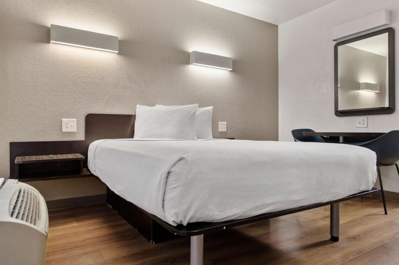 | Motel 6-San Luis Obispo, CA - South