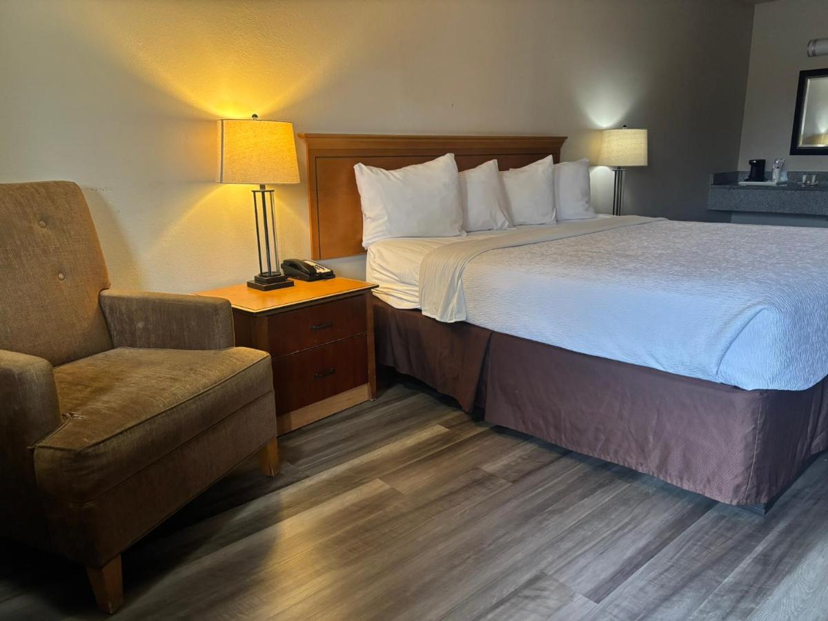 | Skyway Inn - Seatac