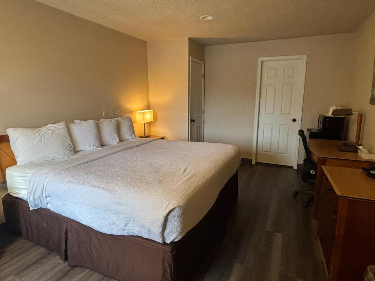| Skyway Inn - Seatac