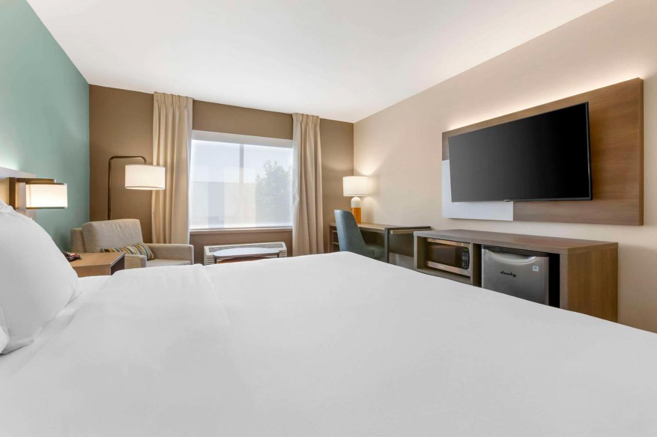 | Comfort Suites At Tucson Mall