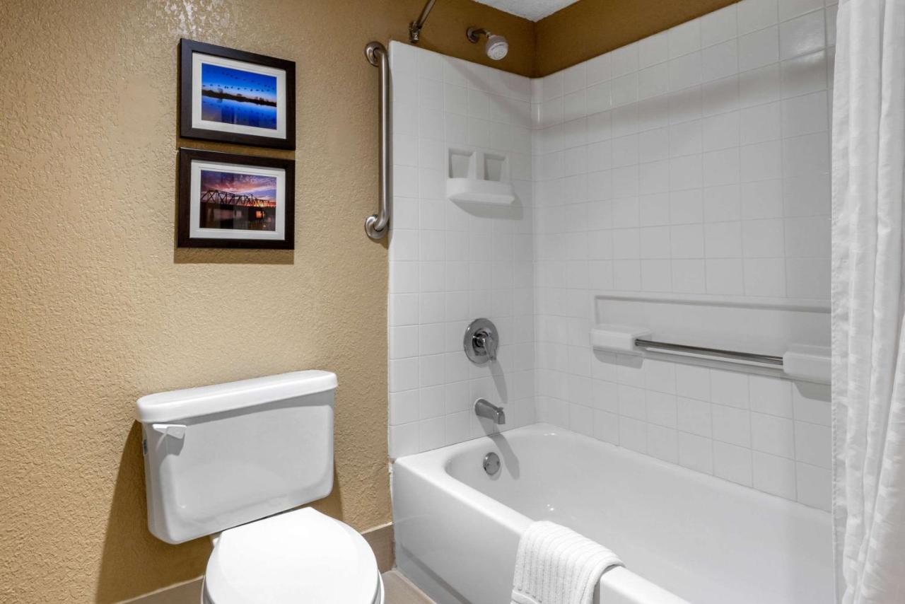 Queen Room with Two Queen Beds - Non-Smoking at Comfort Inn Lathrop - Stockton Airport
