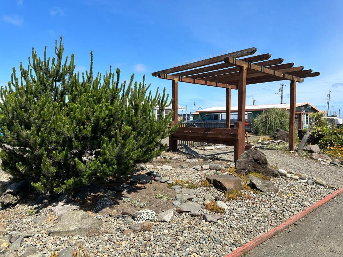 | Westport Inn Cabins