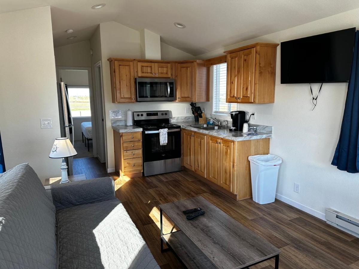 | Westport Inn Cabins