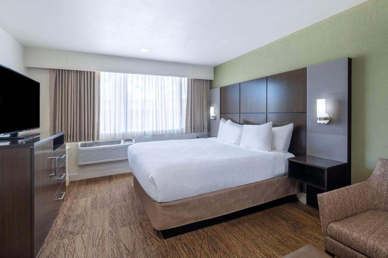 King Suite - Disability Access at Best Western Pony Soldier Inn & Suites