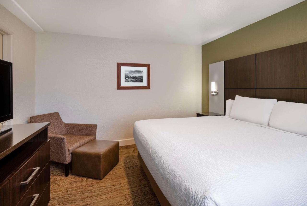 Family Suite - Non-Smoking at Best Western Pony Soldier Inn & Suites