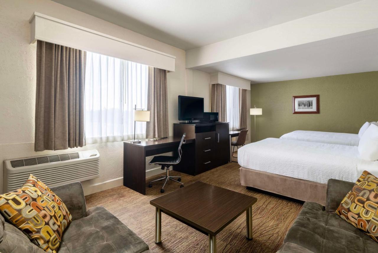 Family Suite - Non-Smoking at Best Western Pony Soldier Inn & Suites