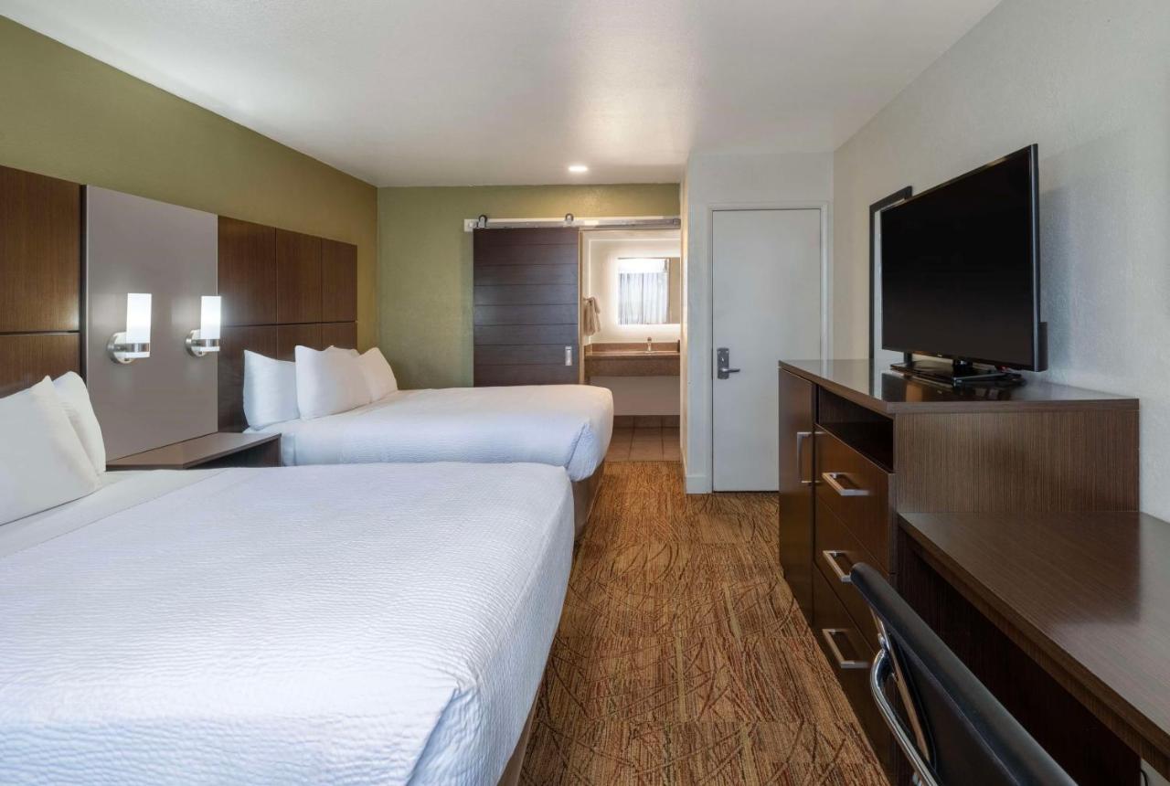 Queen Room with Two Queen Beds - Non-Smoking at Best Western Pony Soldier Inn & Suites
