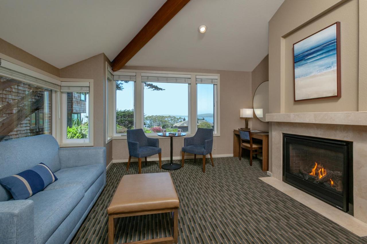 Deluxe King Room with Fireplace at The Inn at the Tides