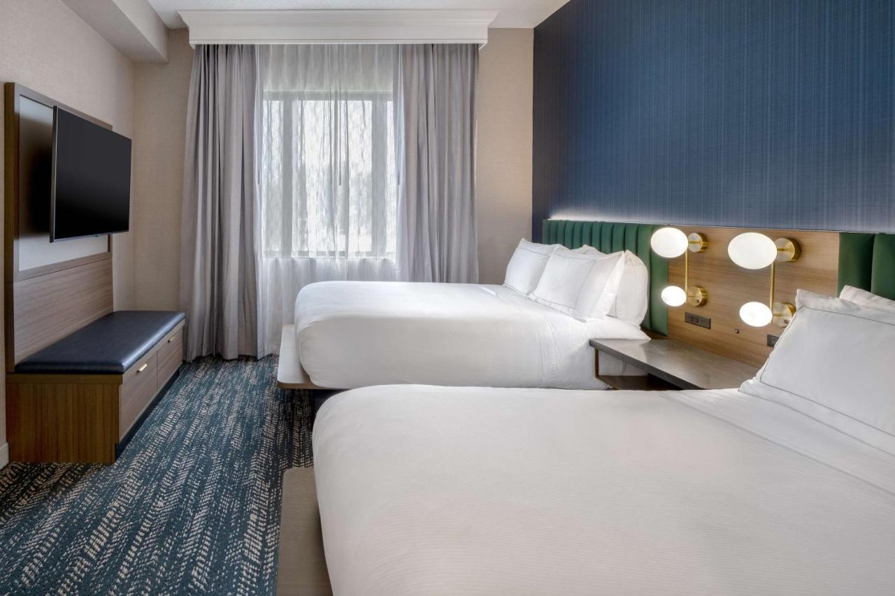  | DoubleTree Suites by Hilton Mount Laurel