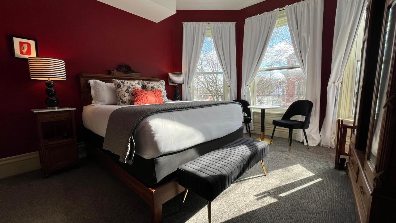  | Stone Gables Inn